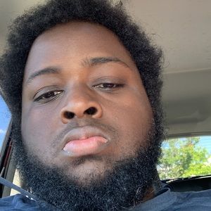 Meet your Posher, Derrick